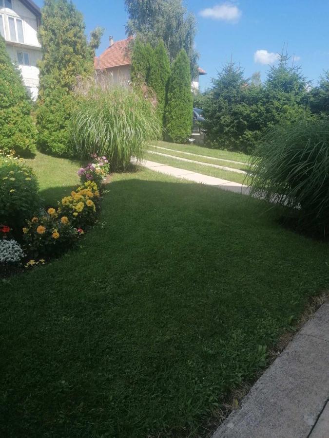 זלאטיבור Bozovic Mv Apartments מראה חיצוני תמונה