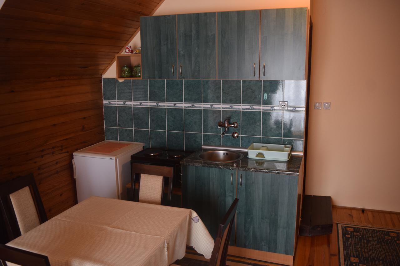 זלאטיבור Bozovic Mv Apartments מראה חיצוני תמונה