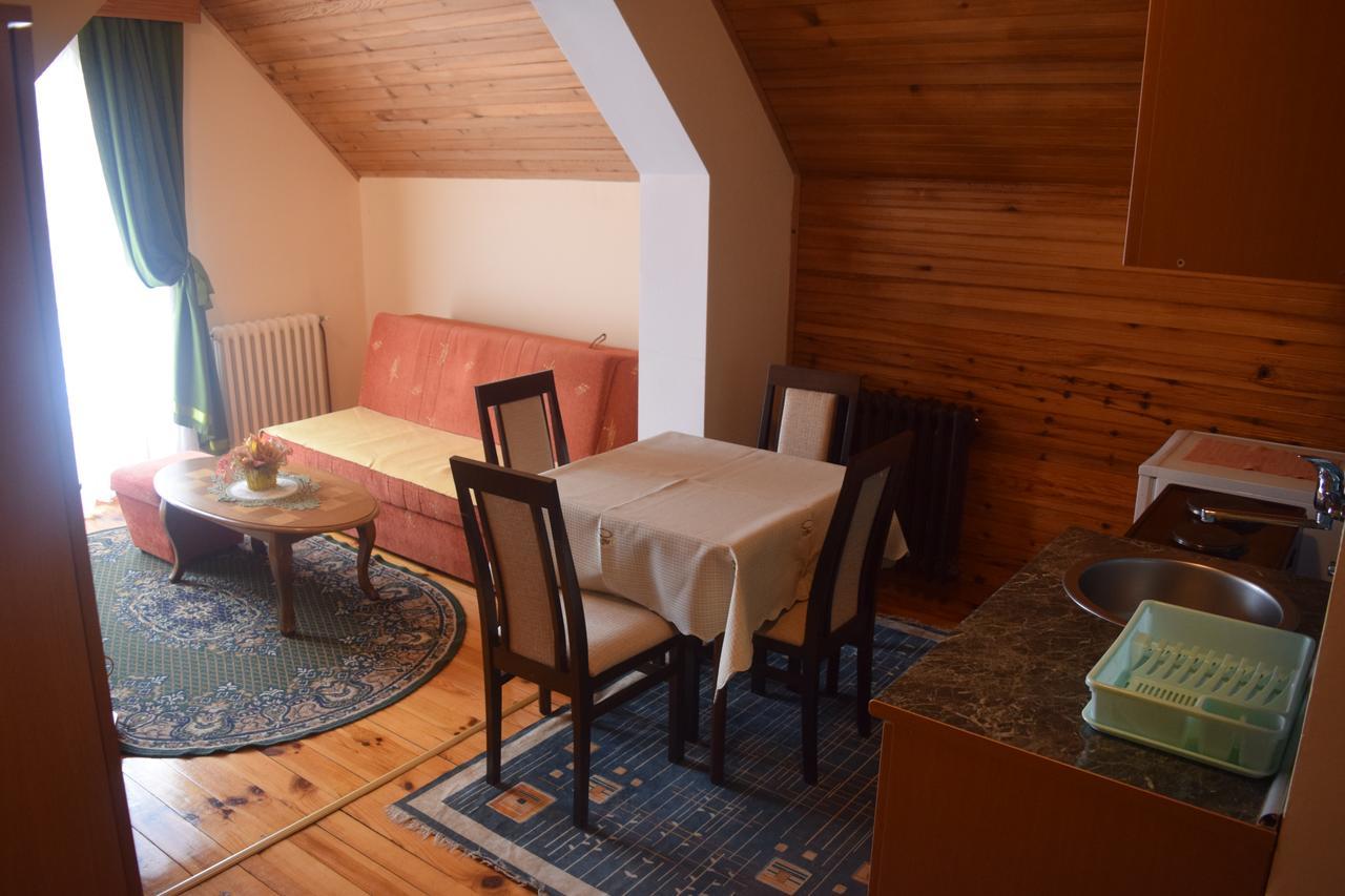 זלאטיבור Bozovic Mv Apartments מראה חיצוני תמונה