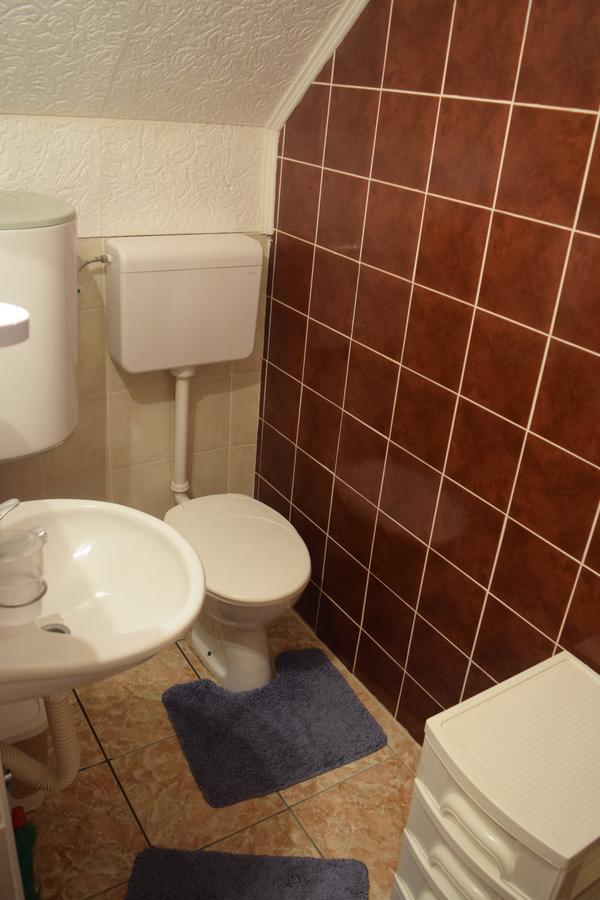 זלאטיבור Bozovic Mv Apartments מראה חיצוני תמונה