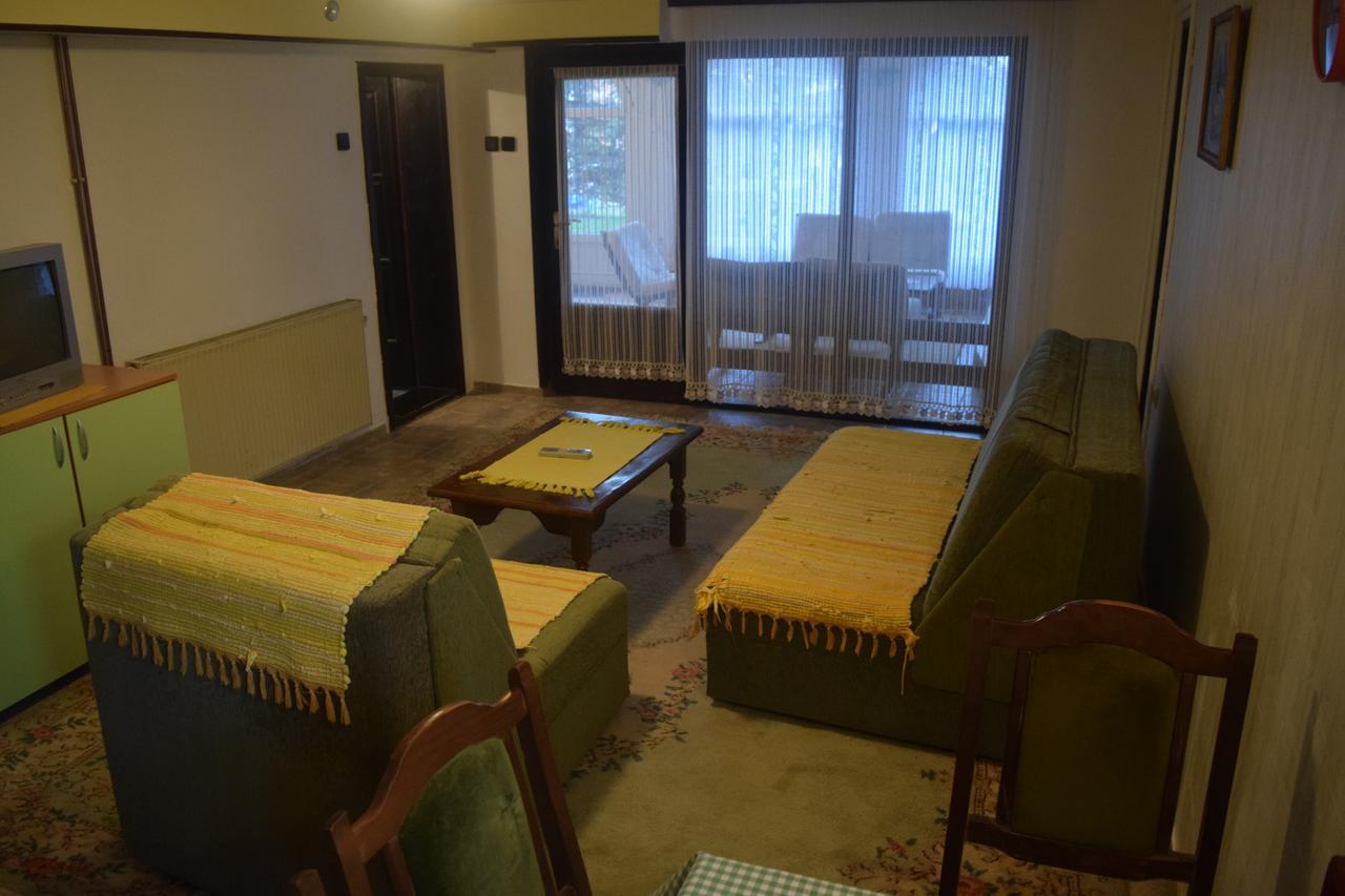זלאטיבור Bozovic Mv Apartments מראה חיצוני תמונה